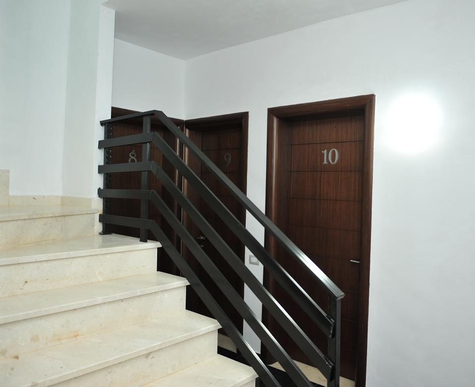 Hotel Natali ديرمي المظهر الخارجي الصورة